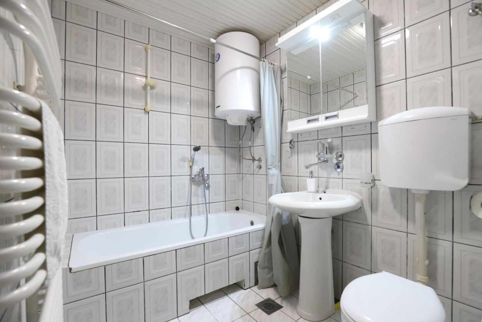Lotus Apartment Vrnjacka Banja Ngoại thất bức ảnh